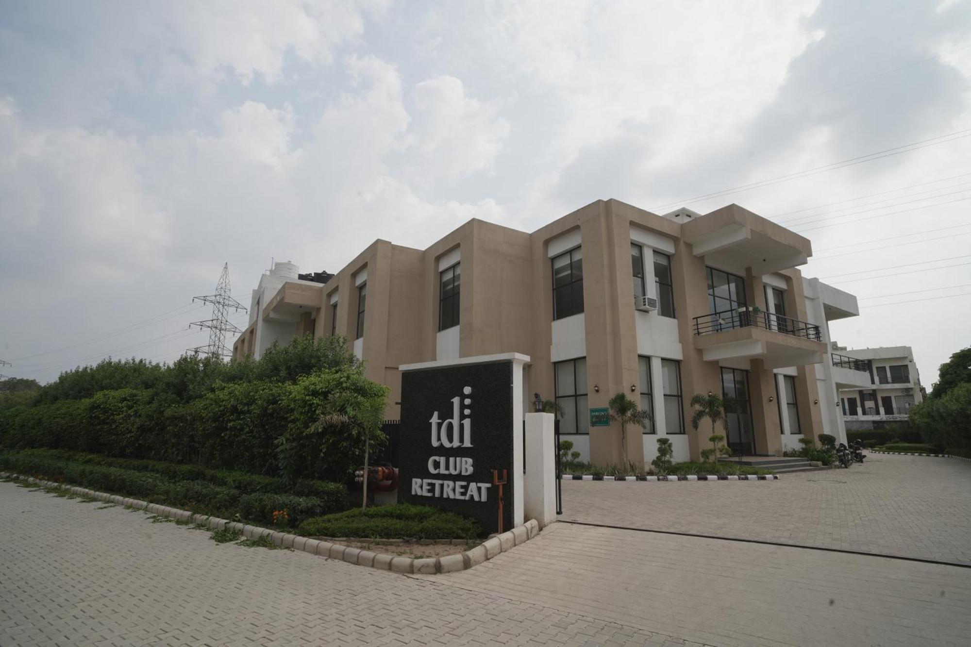 Tdi Club Retreat Sector-110 Hotel Mohali ภายนอก รูปภาพ