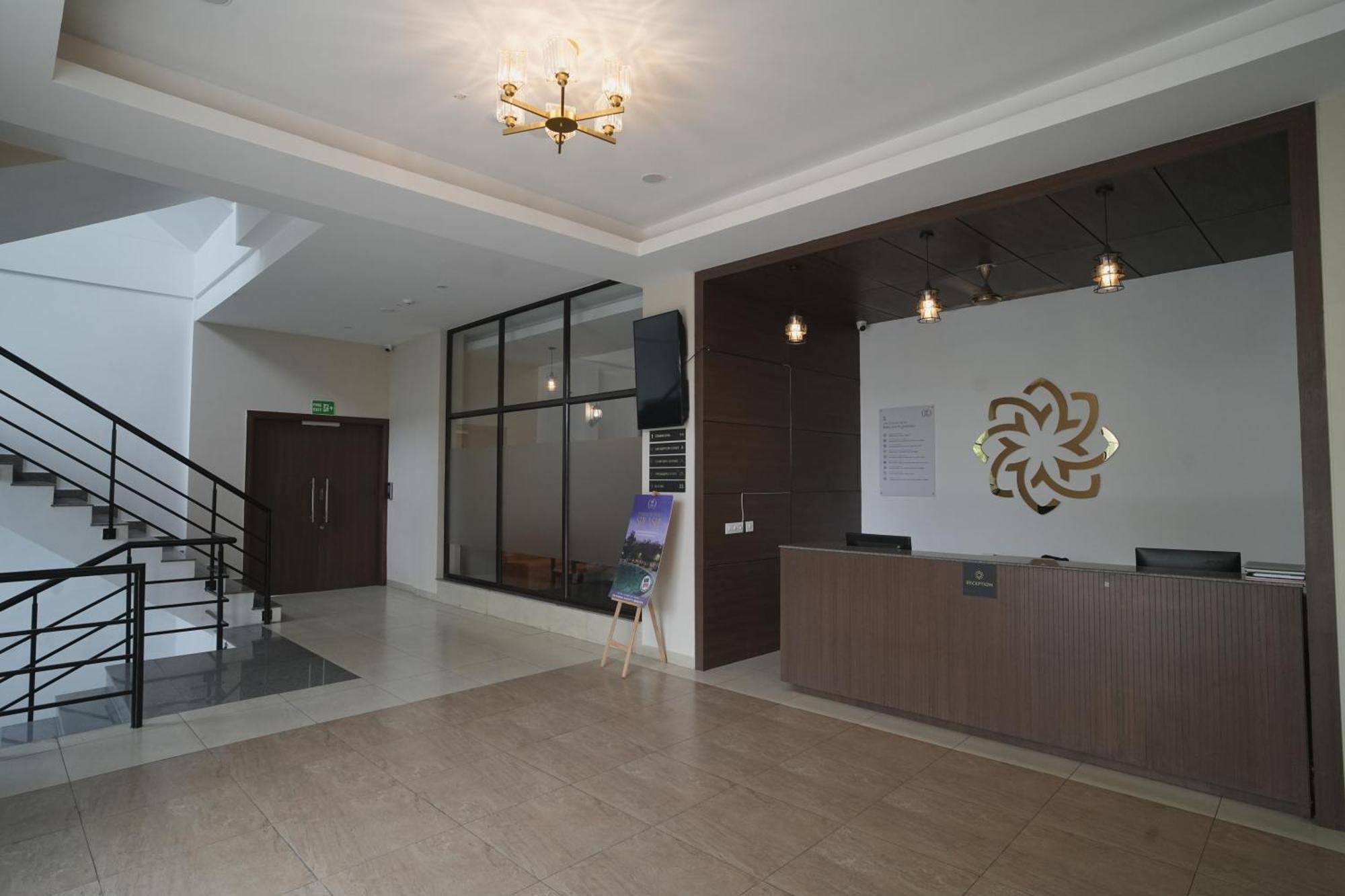 Tdi Club Retreat Sector-110 Hotel Mohali ภายนอก รูปภาพ
