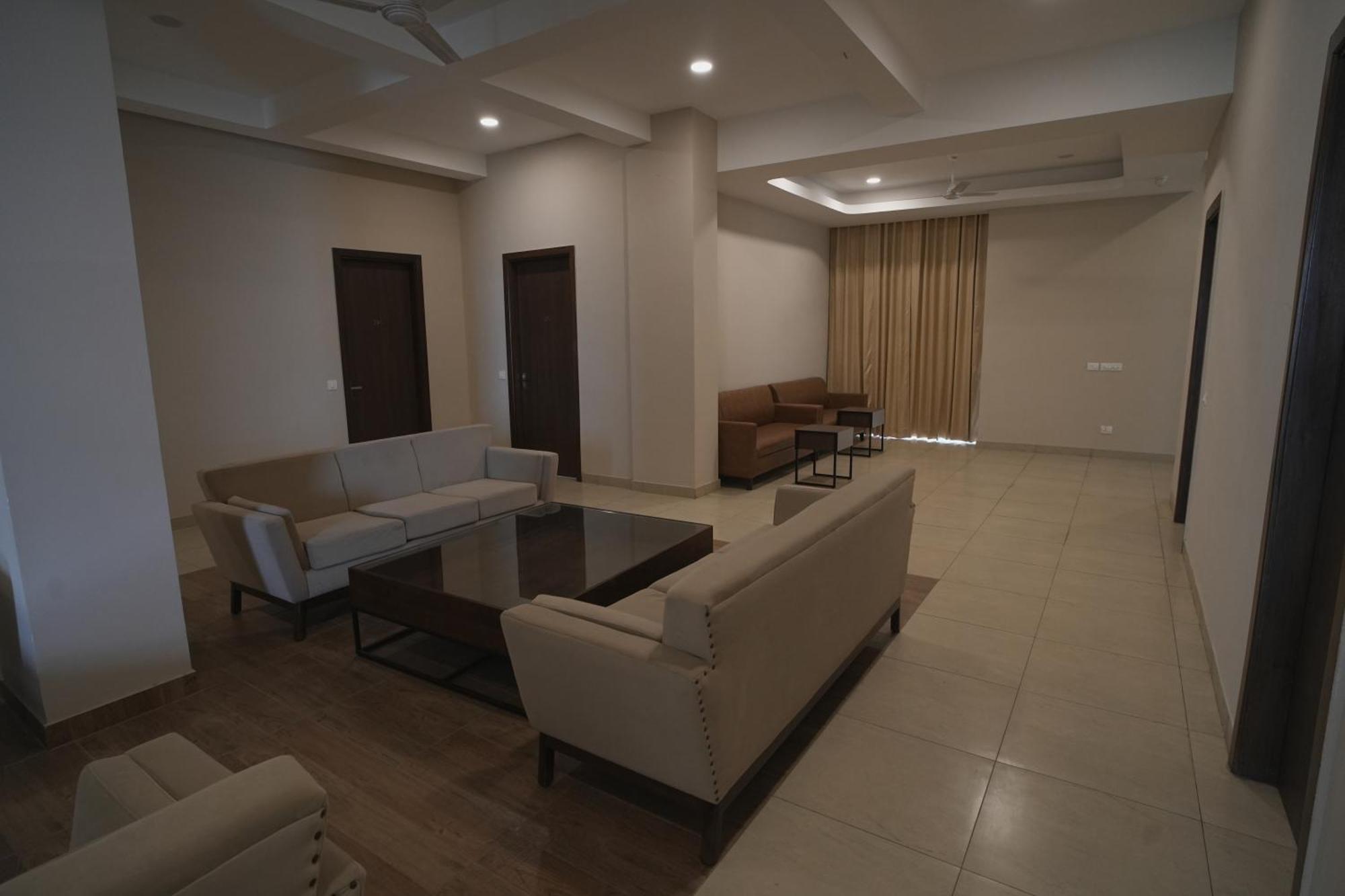 Tdi Club Retreat Sector-110 Hotel Mohali ภายนอก รูปภาพ