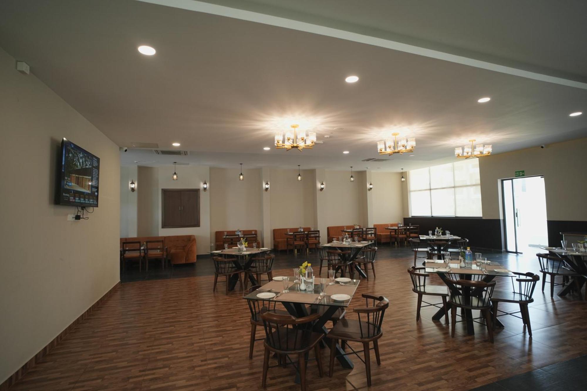 Tdi Club Retreat Sector-110 Hotel Mohali ภายนอก รูปภาพ
