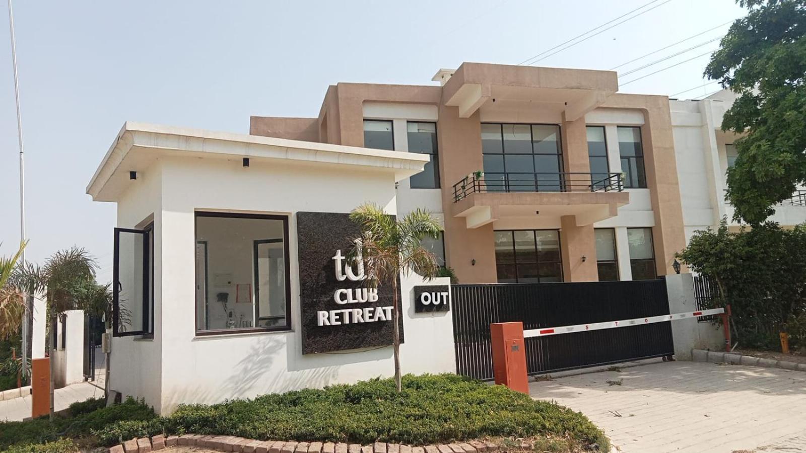 Tdi Club Retreat Sector-110 Hotel Mohali ภายนอก รูปภาพ